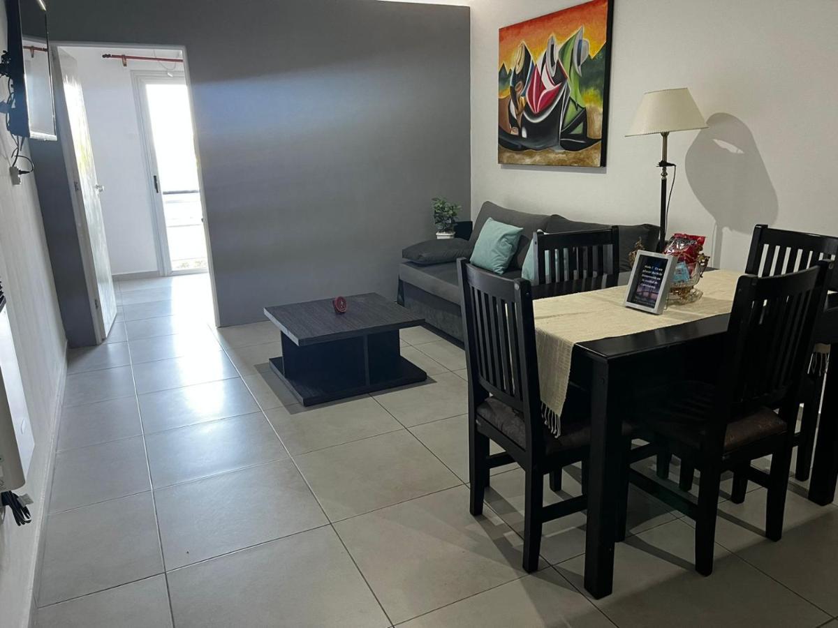 Departamento De Categoria Torre Costanera Norte, *